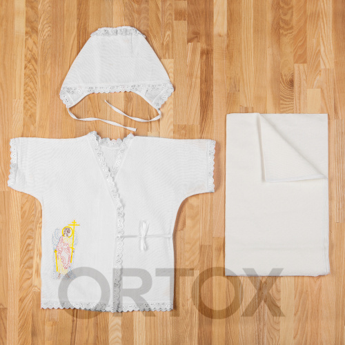 Крестильный набор из трех предметов: пеленка, распашонка, чепчик, размер 56-62 см, вышивка с ангелом фото 2