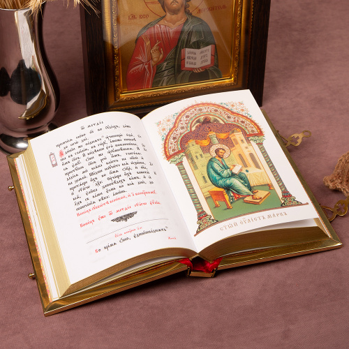 Евангелие требное среднее красное, полный оклад "под золото", 17х22 см фото 3
